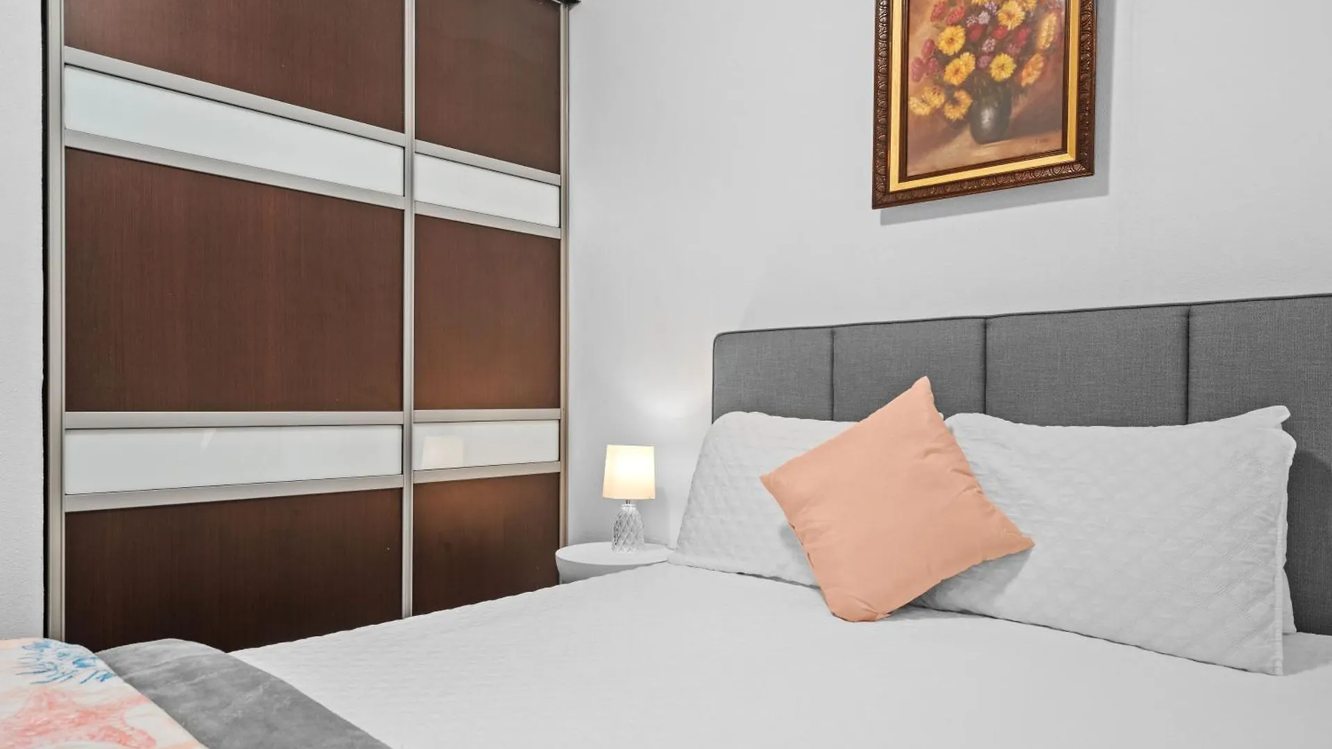 Artistic One-Bedroom Garden Apartment In Sj Mm9 سان خوان 0*,  بورتوريكو